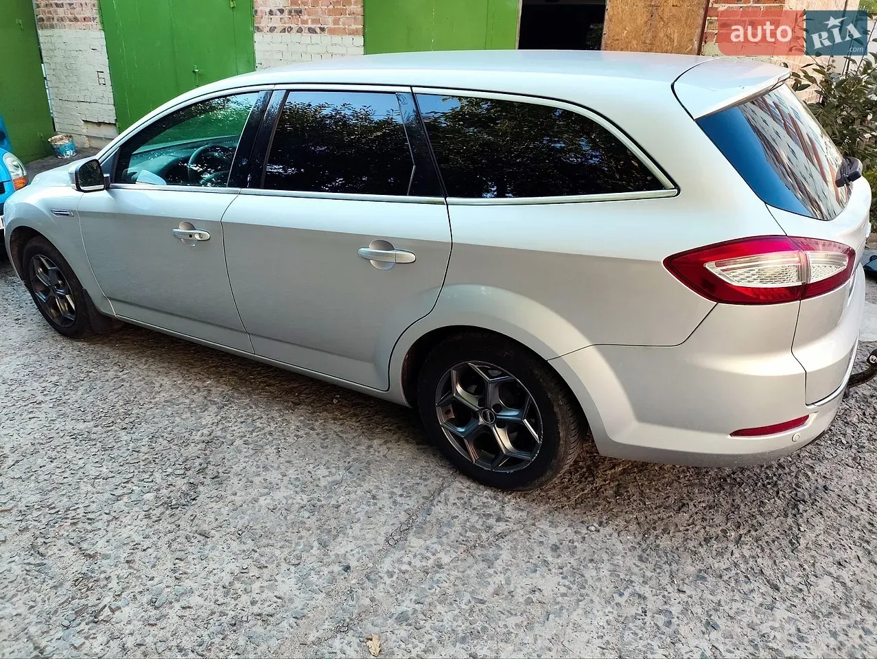 Ford Mondeo 2011 photo 4