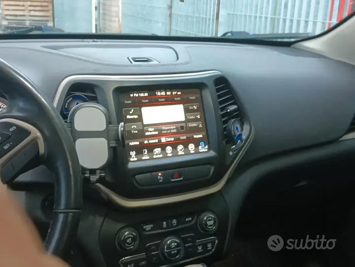Jeep Cherokee 2016 photo 3
