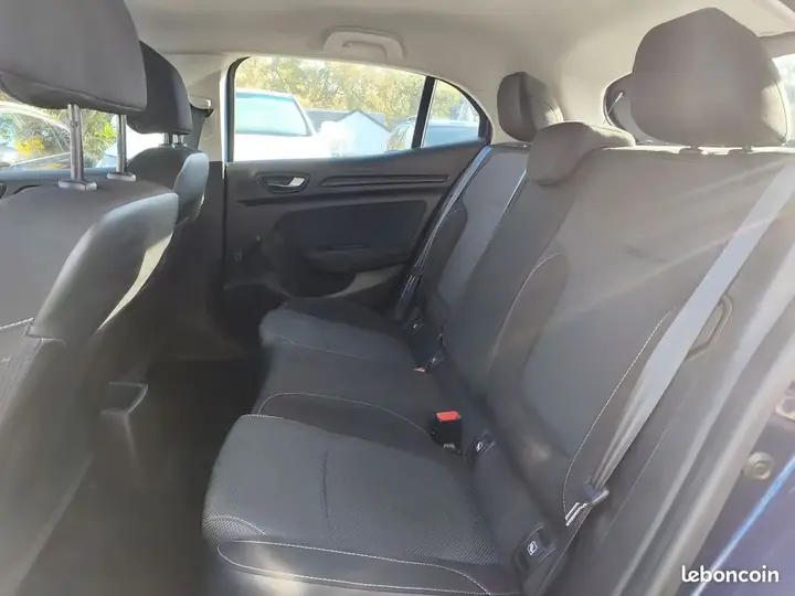 Renault Megane 2019 photo 4