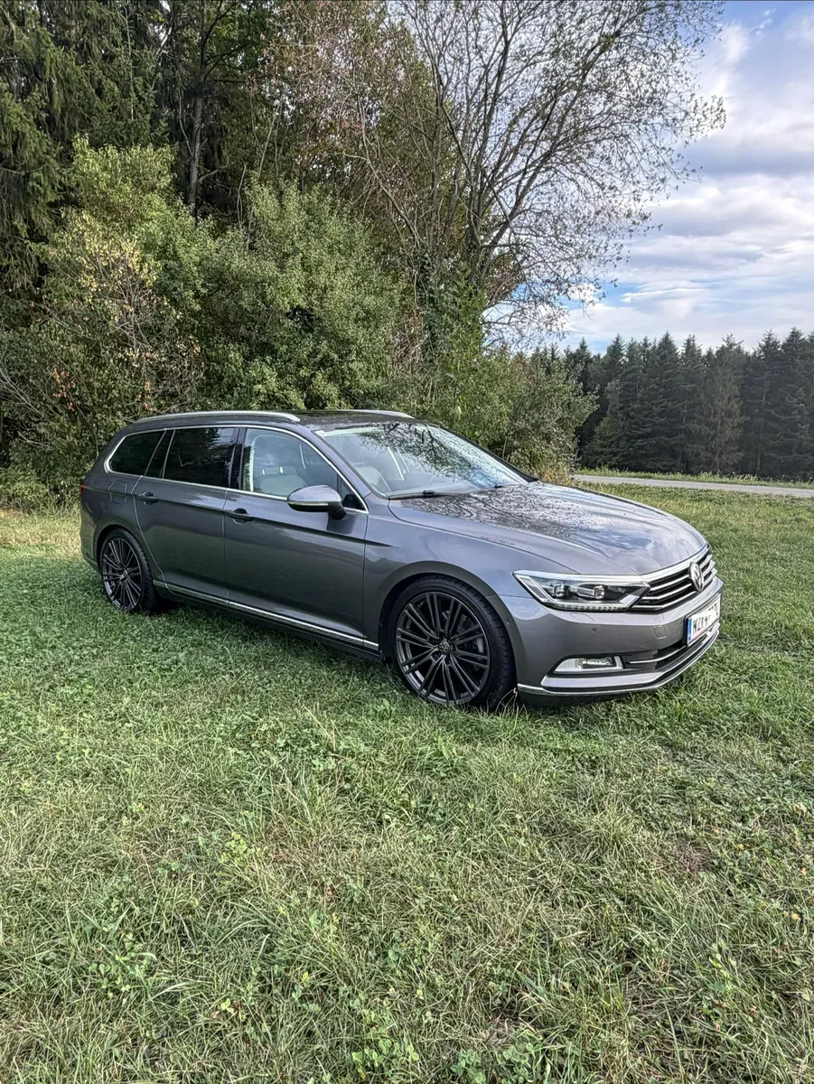 Volkswagen Passat 2016 photo 2