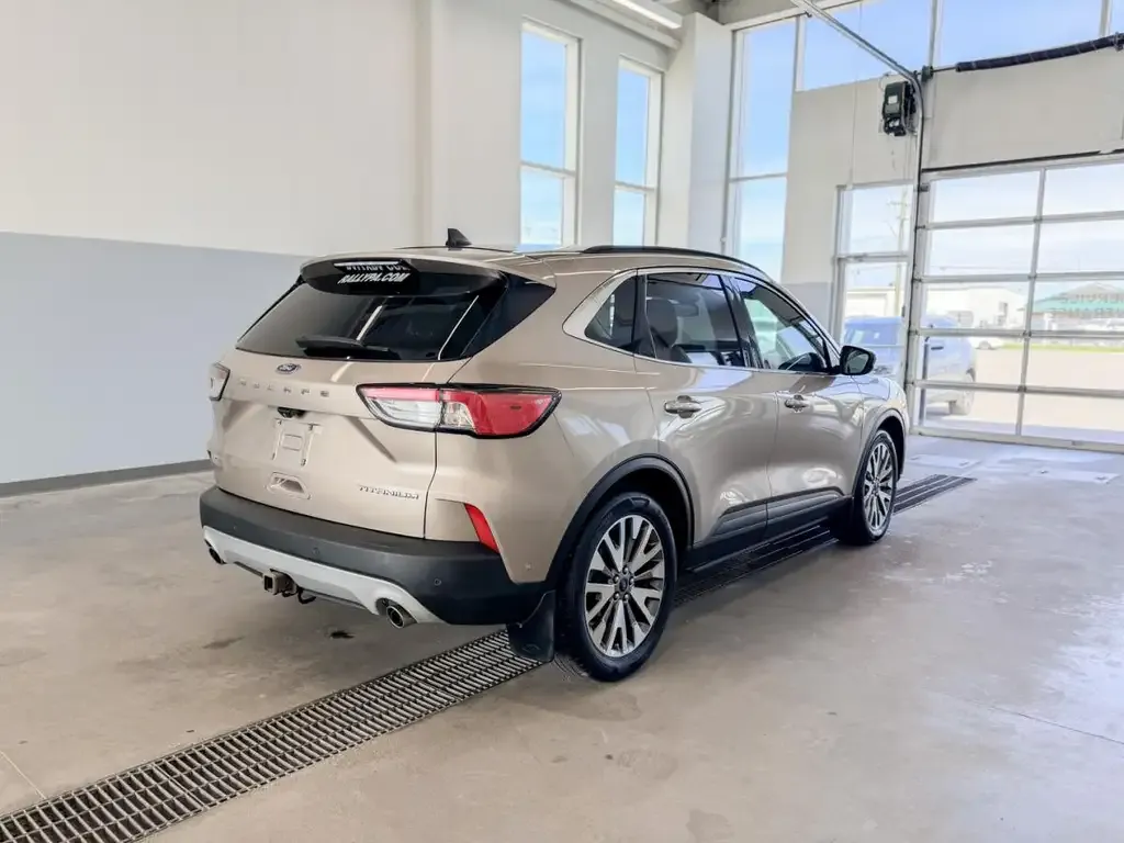 Ford Escape 2021 photo 3