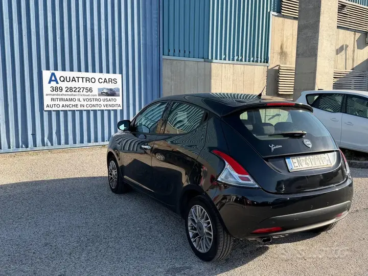 Lancia Ypsilon 2012 photo 4