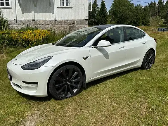 Tesla Model 3 2019 photo 2