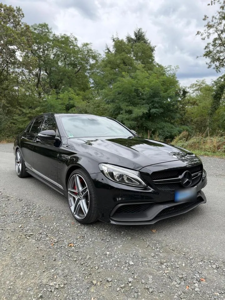 Mercedes-Benz C63S Amg