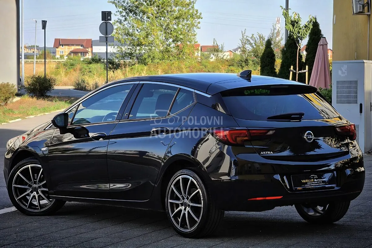 Opel Astra K 2016 photo 3