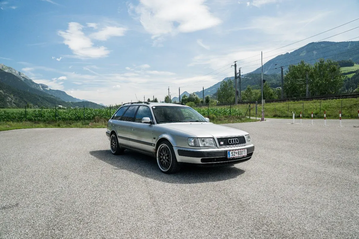 Audi 100 1993 photo 2