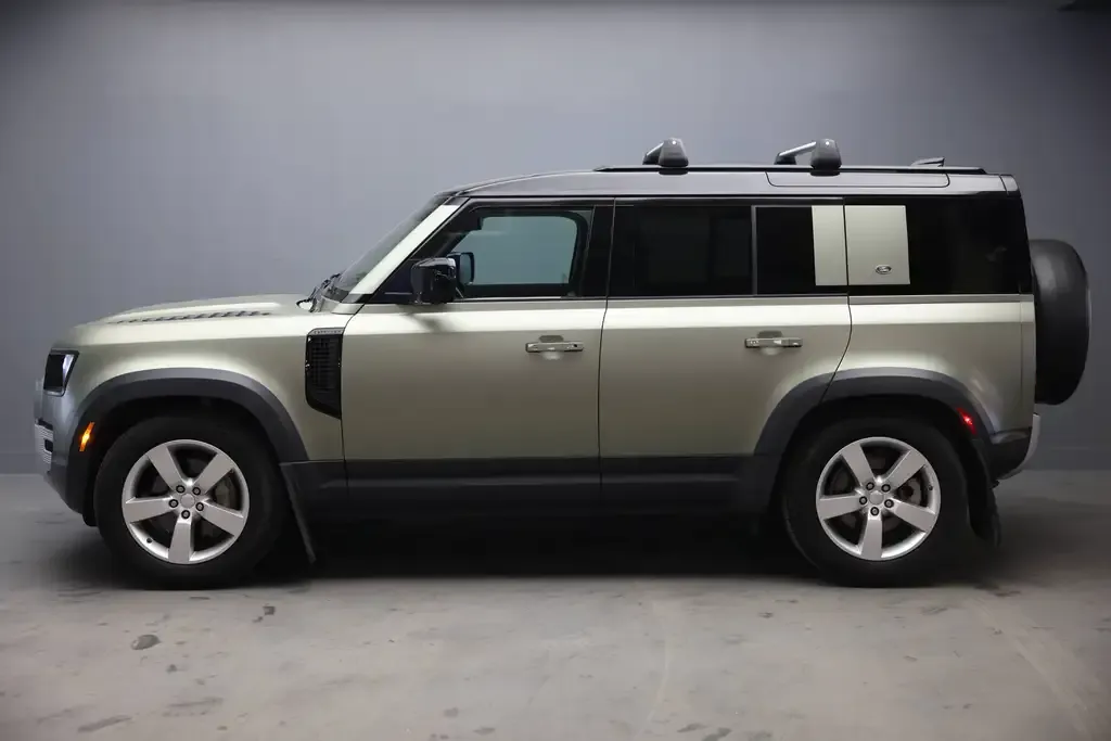 Land Rover Defender 2020 photo 2