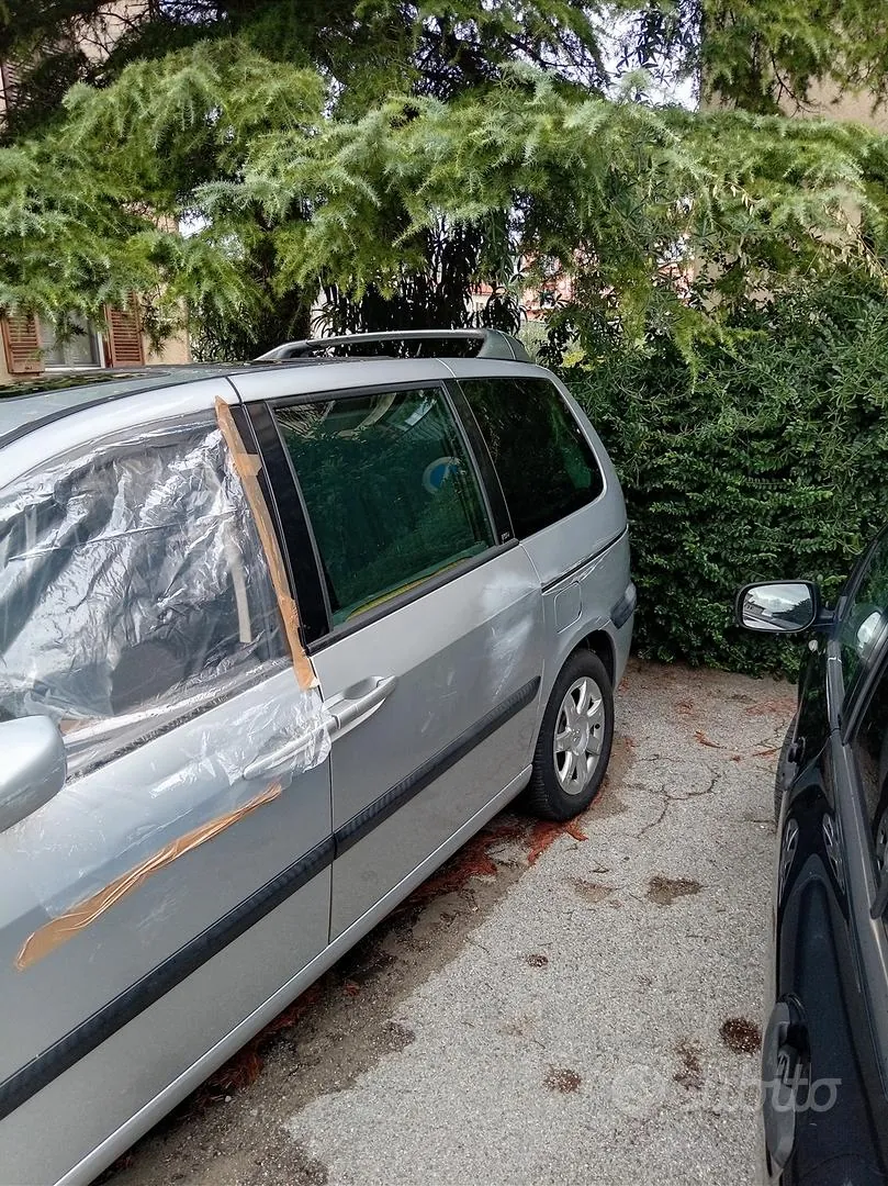 Peugeot 807 2007 photo 2