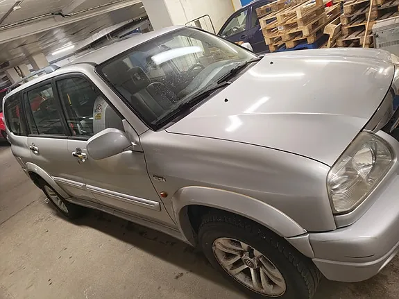 Suzuki Grand Vitara 2002 photo 3