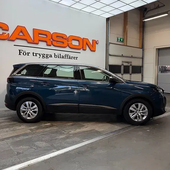 Peugeot 5008 2022 photo 3