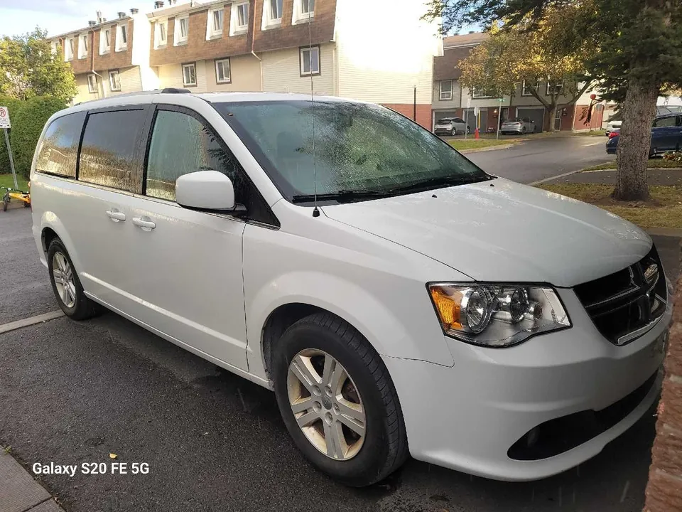 Dodge Grand Caravan 2018 photo 5
