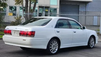 Toyota Crown 2003 photo 4