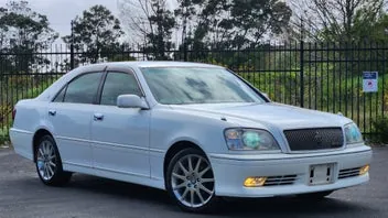 Toyota Crown 2003 photo 2