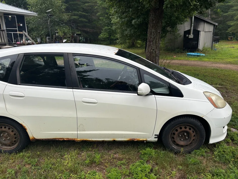 Honda Fit 2009 photo 2