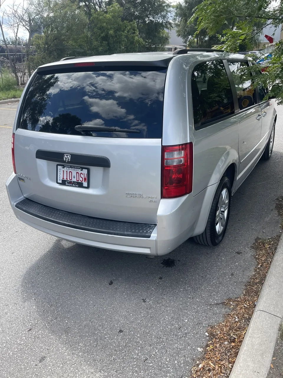 Dodge Grand Caravan 2010 photo 4