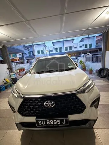 Toyota Veloz