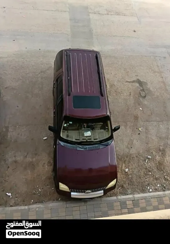 Mercury Marquis 2010 photo 4