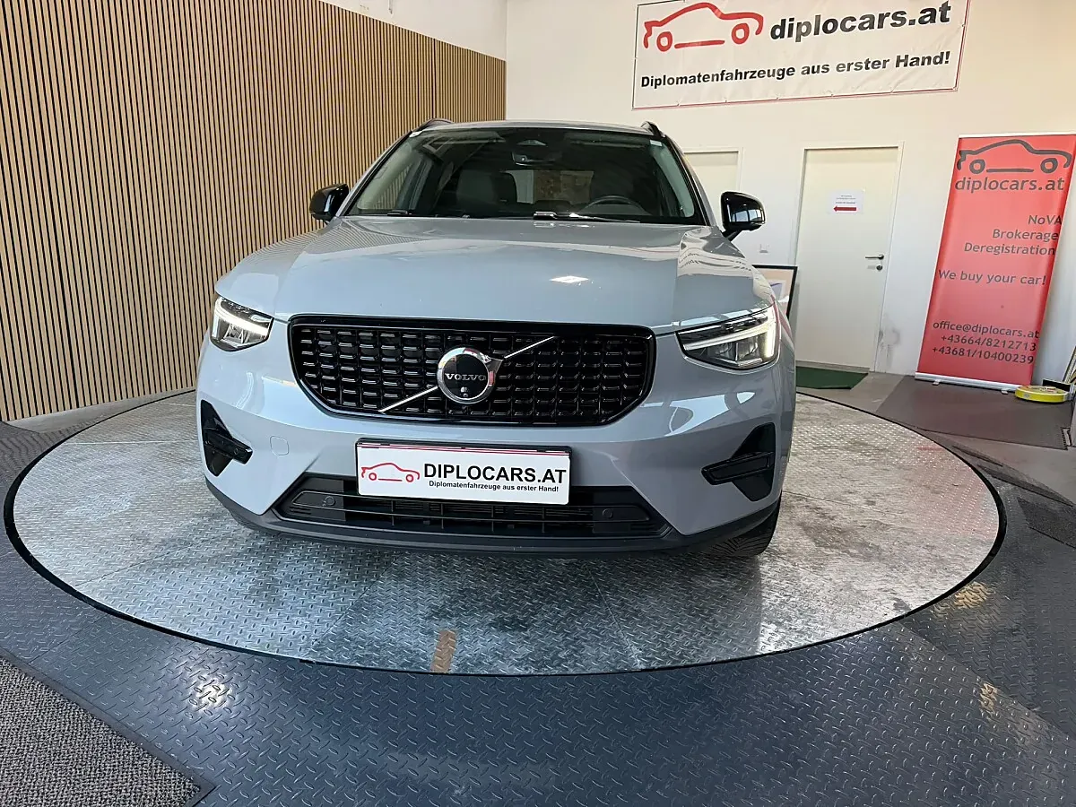 Volvo Xc40 2024 photo 2