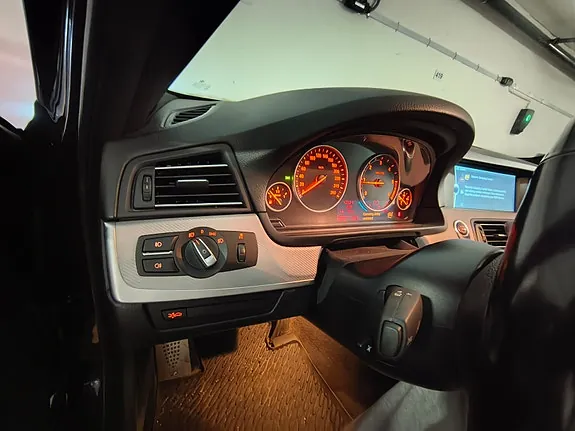 BMW 525D 2012 photo 4