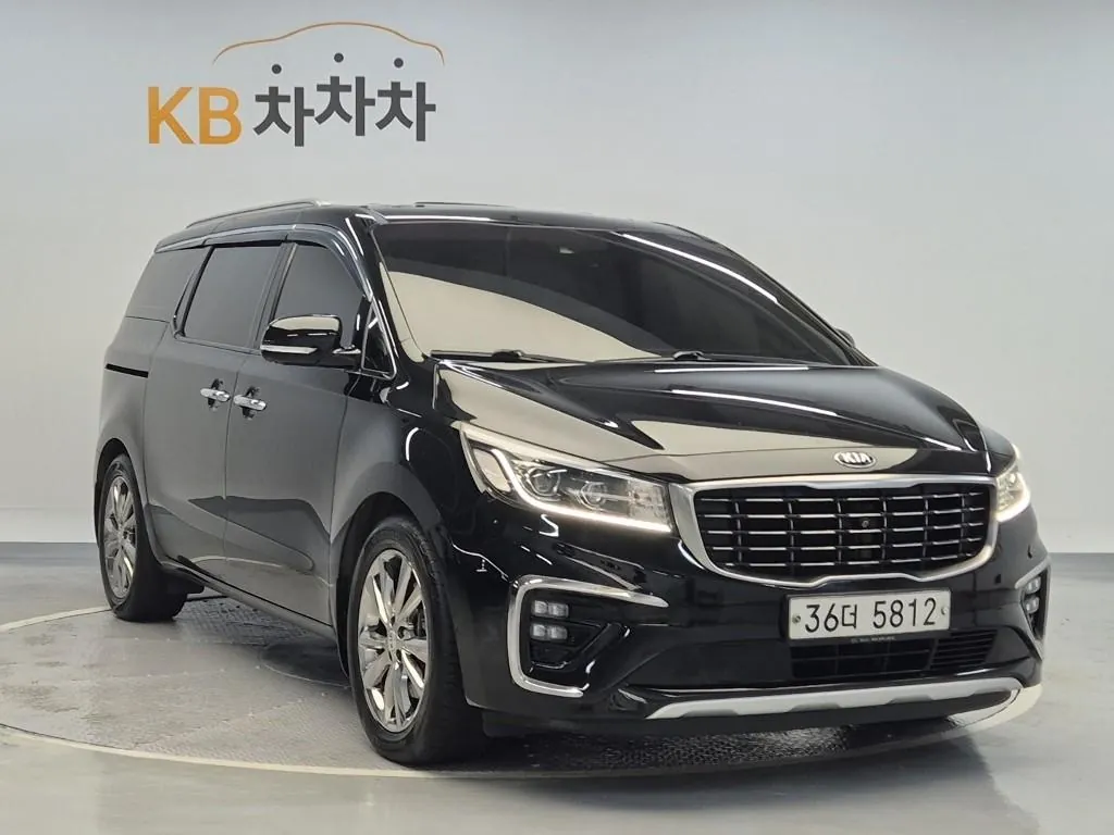 Kia Carnival 2019 photo 4