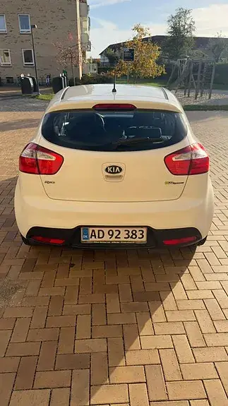 Kia Rio 2013 photo 3