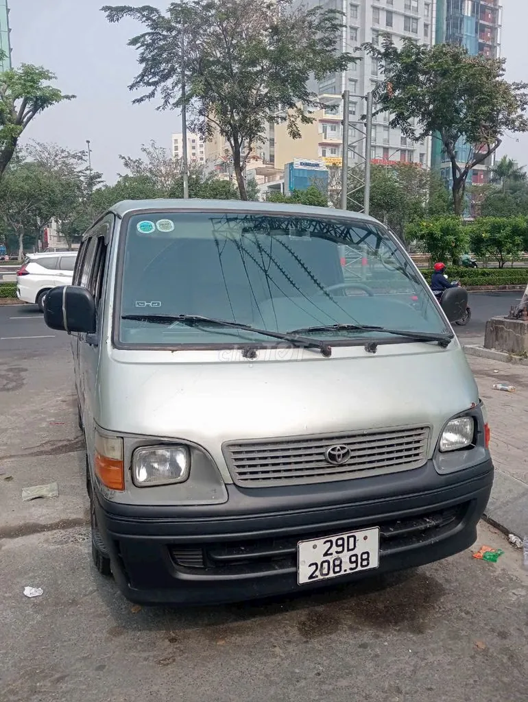 Toyota Hiace