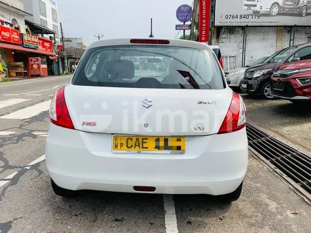 Suzuki Swift 2015 photo 2