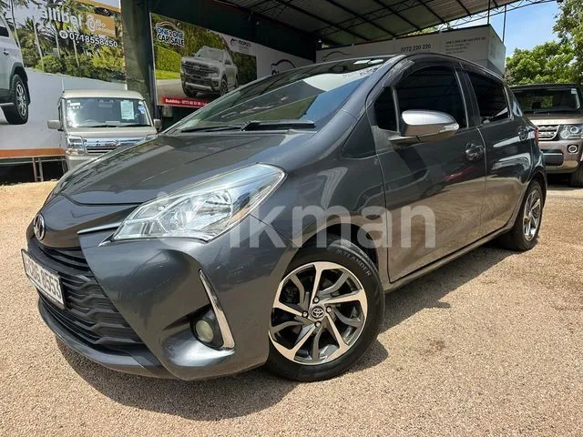 Toyota Vitz 2018 photo 3