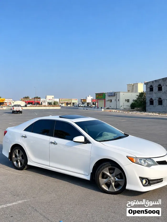 Toyota Camry 2012 photo 2