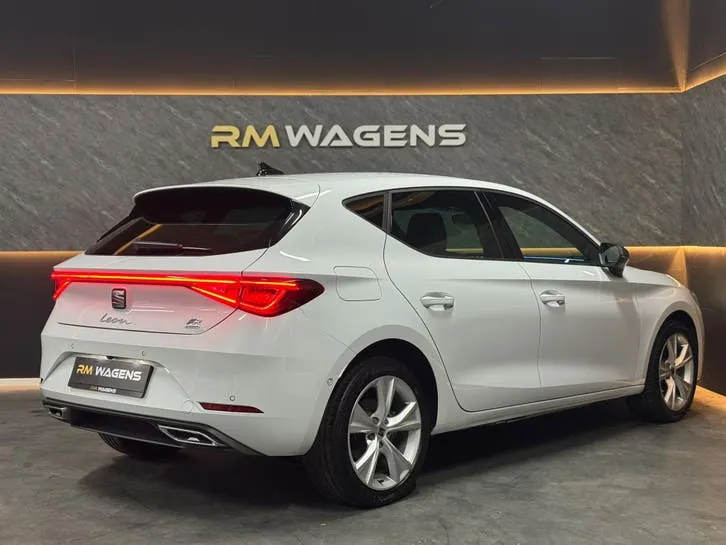Seat Leon 2021 photo 2