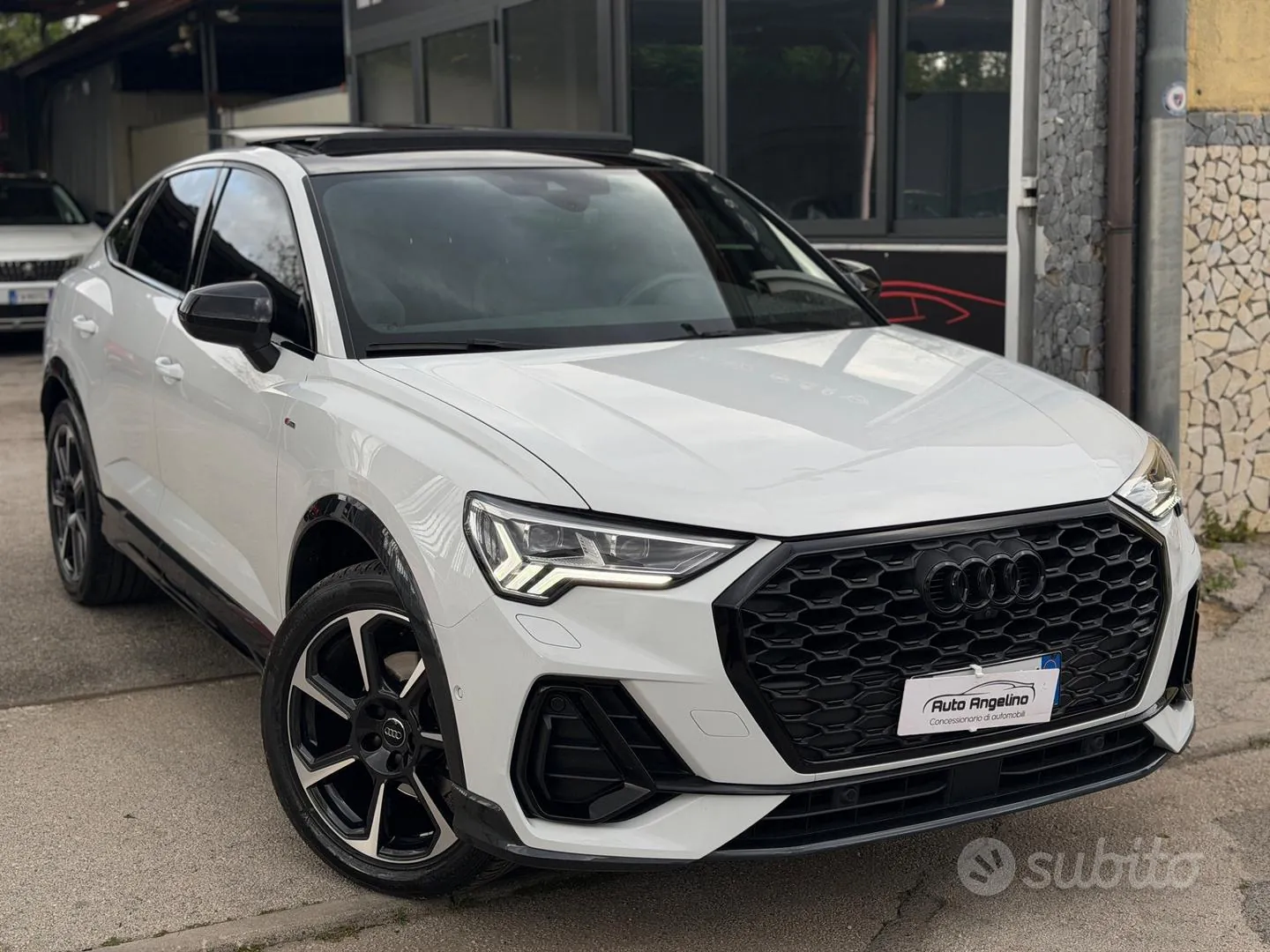 Audi Q3 2019 photo 3