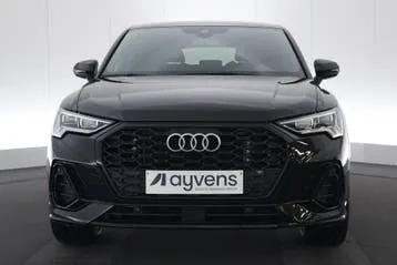 Audi Q3 2021 photo 2