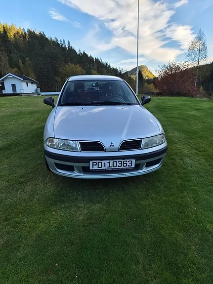 Mitsubishi Carisma