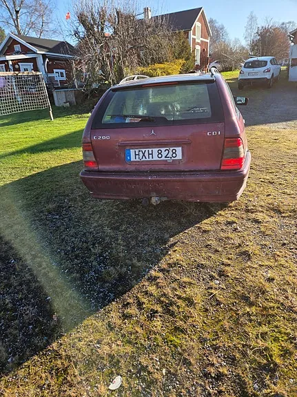 Mercedes-Benz C200 1999 photo 4