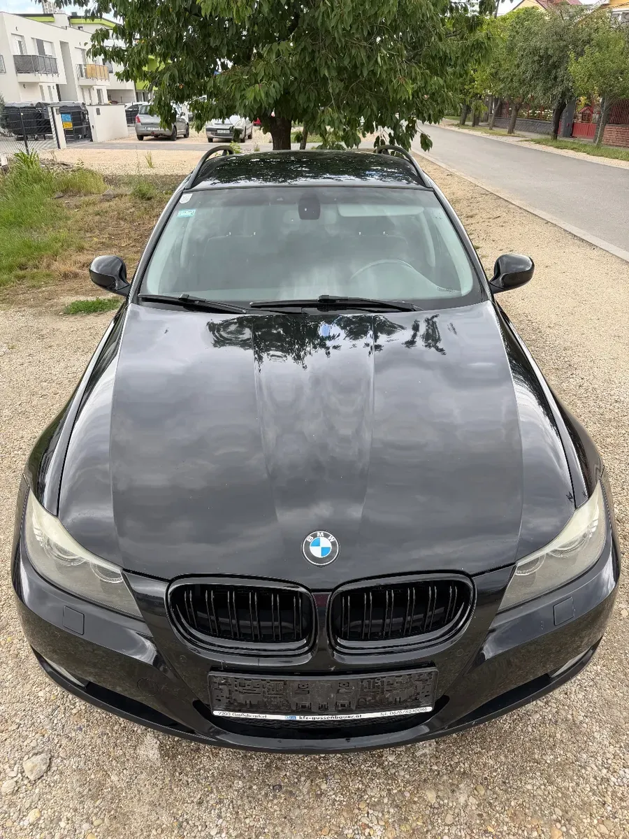 BMW 3 Series 2009 photo 3