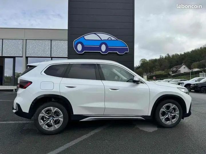 BMW X1 2023 photo 3