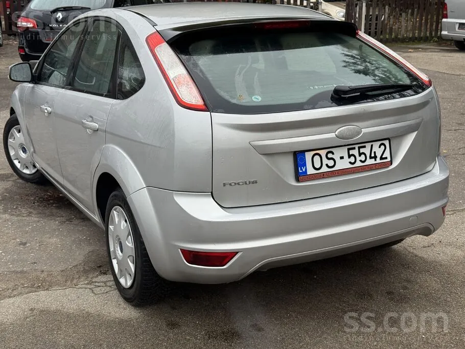 Ford Focus 2009 photo 4