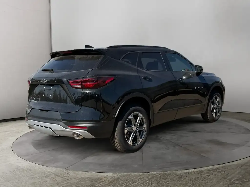 Chevrolet Blazer 2026 photo 5