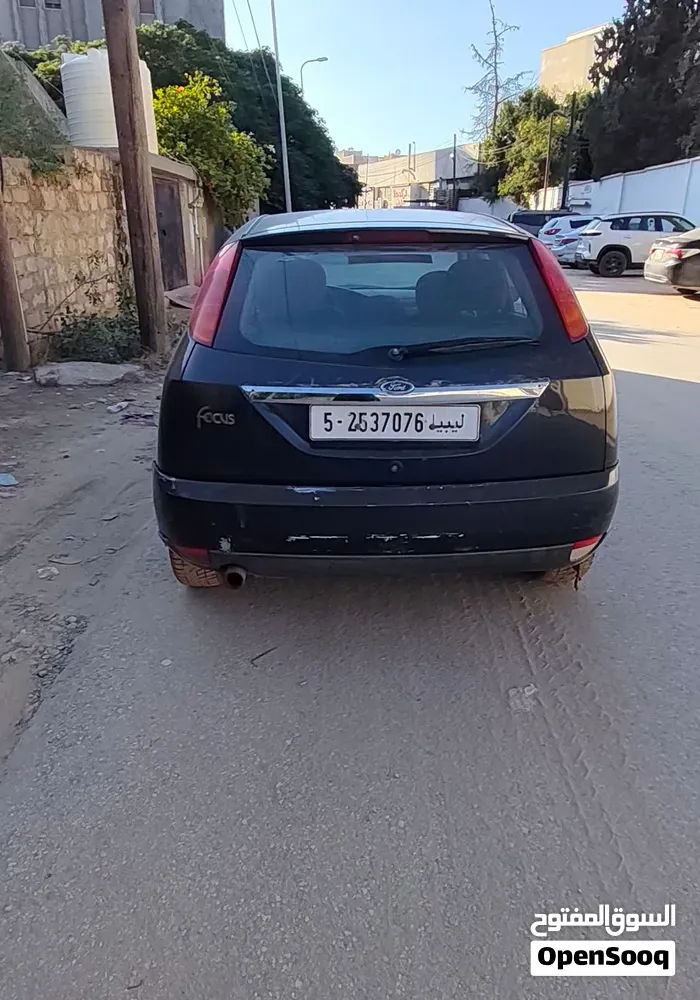 Ford Focus 2001 photo 2
