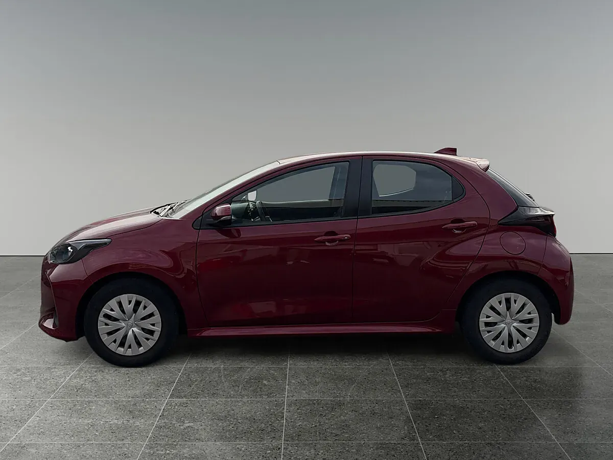 Toyota Yaris 2021 photo 2