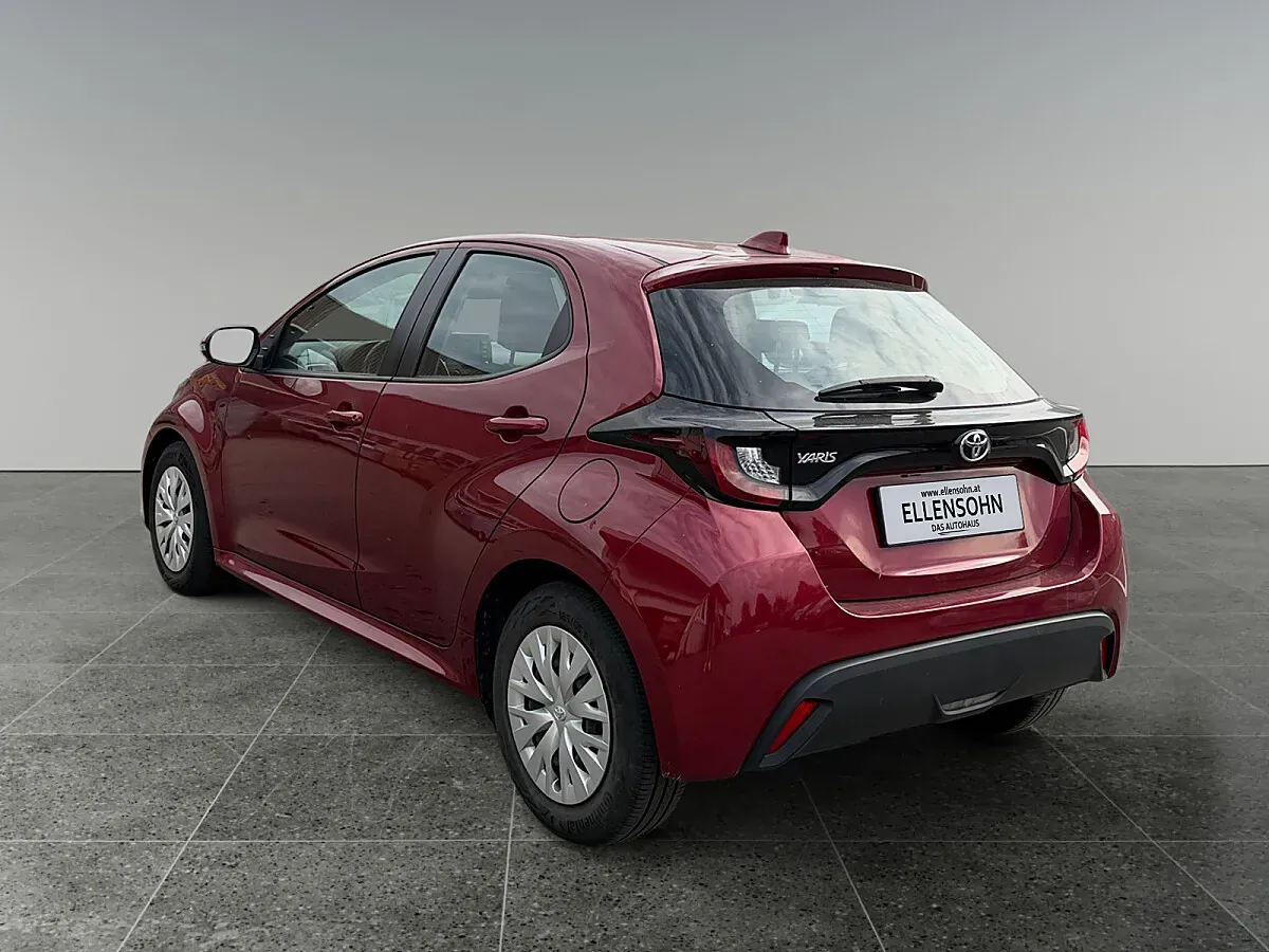 Toyota Yaris 2021 photo 3