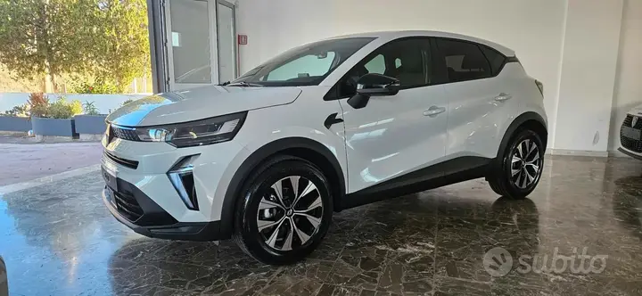 Renault Captur 2026 photo 2