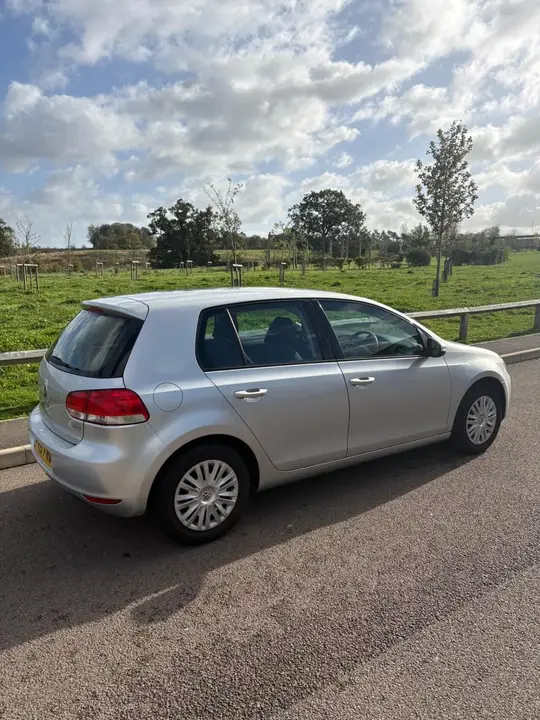 Volkswagen Golf 2012 photo 5