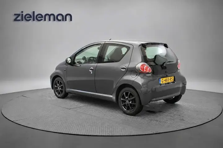 Toyota Aygo 2009 photo 3