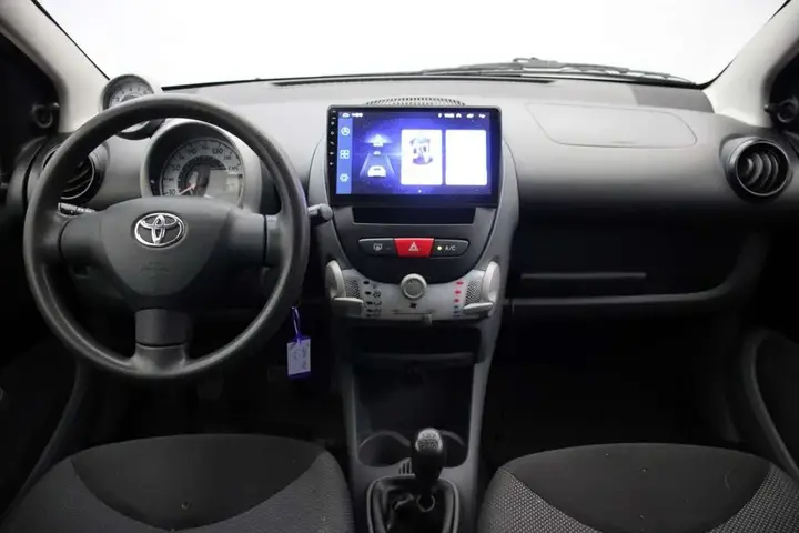Toyota Aygo 2009 photo 2