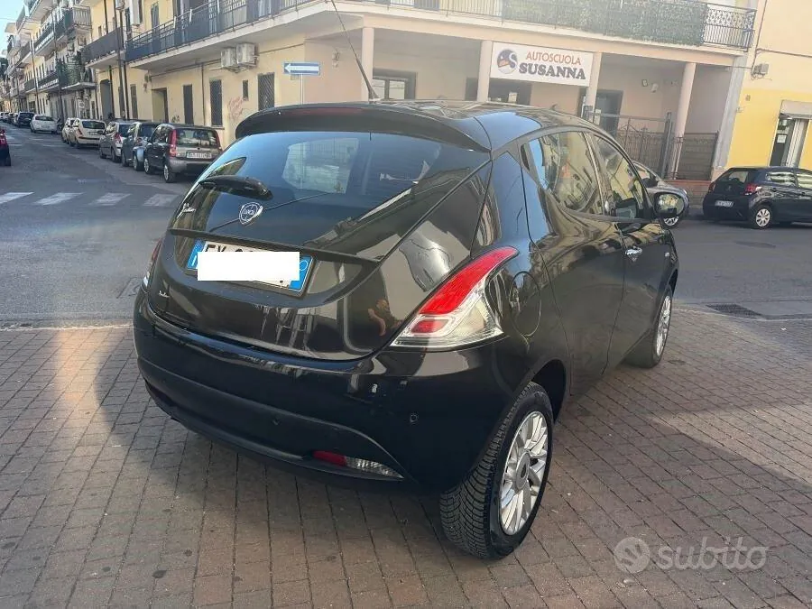 Lancia Ypsilon 2015 photo 5