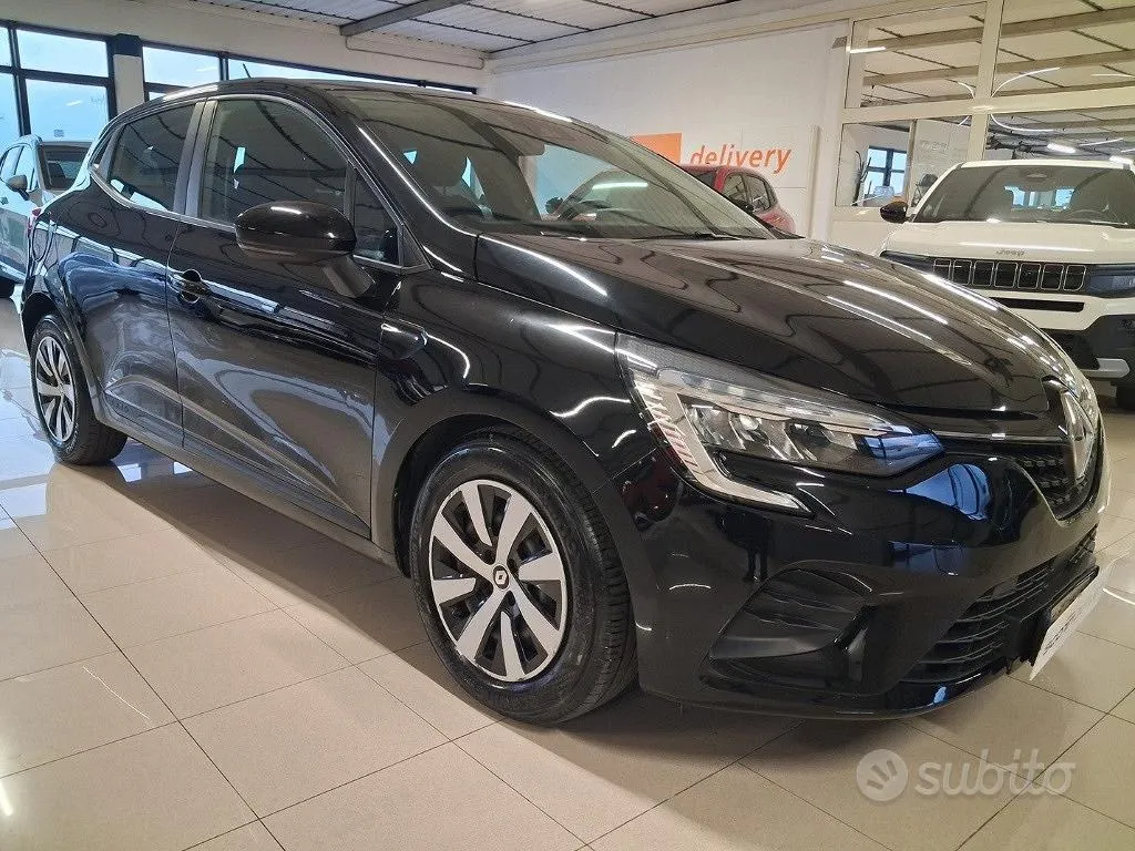 Renault Clio 2023 photo 3