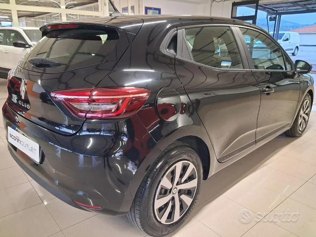 Renault Clio 2023 photo 4