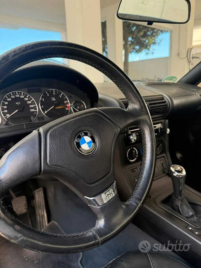 BMW Z3 1997 photo 3