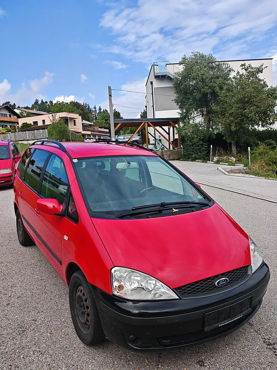 Ford Galaxy 2002 photo 3